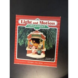 Vintage 1987 Hallmark Keepsake Kringle's Toy Shop Light & Motion Ornament